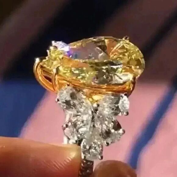 SALE* Women’s Sterling Citrine Engagement Ring - Picture 6 of 6